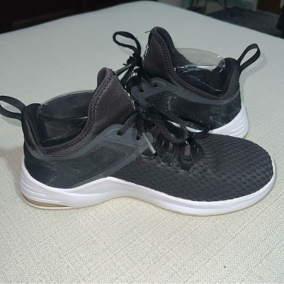 Nike Women's Air Max Bella TR 2 Training Shoes AQ7492-002 Black White Size 8 US - Picture 8 of 10